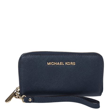 michael kors wristlet wallet amazon|michael kors wristlet wallet outlet.